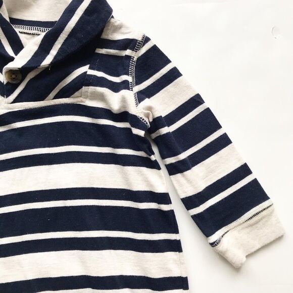 Old navy stripe Shaw neck  jumpsuit EUC  6-12 months - Picture 3 of 6